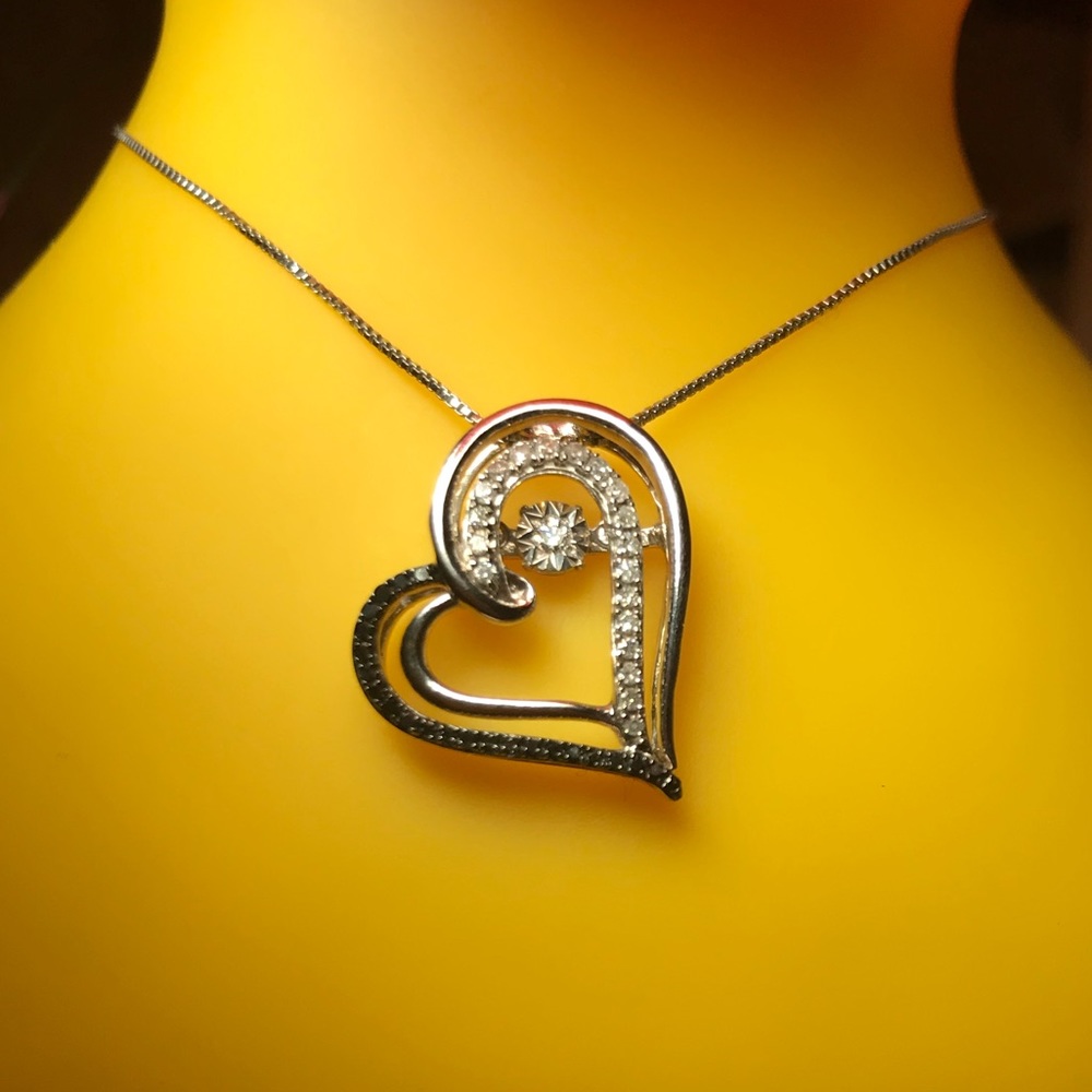 Diamonds in Rhythm Necklace - Picture 3 of 8